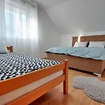 Gazdinstvo Popovic,kucka Korita-podgorica
