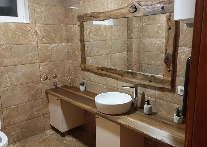 Gazdinstvo Popovic,kucka Korita-podgorica Podgorica