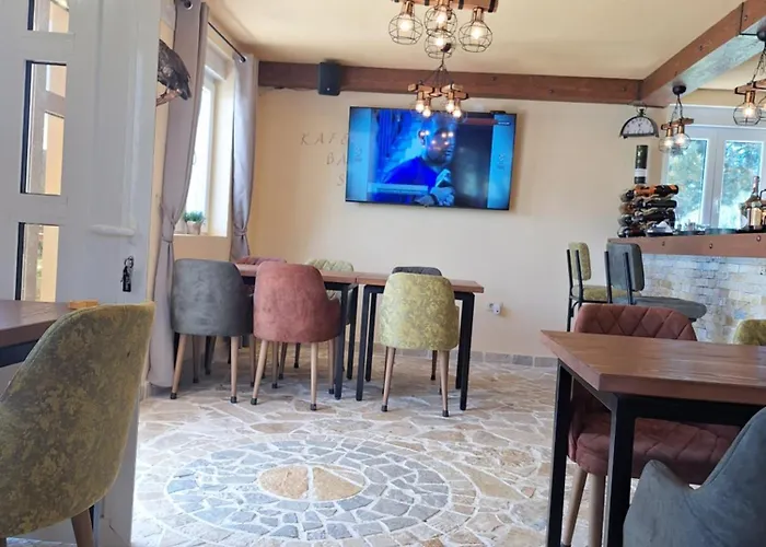 Gazdinstvo Popovic,kucka Korita-podgorica Lantgård *