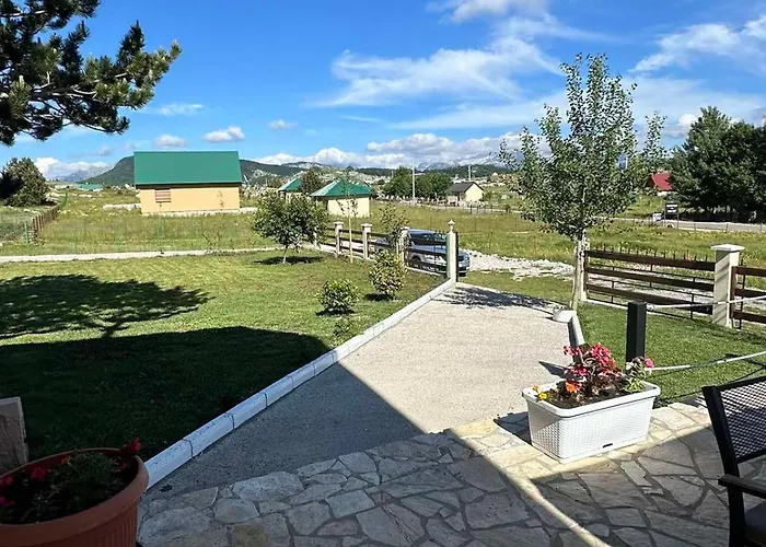 Gazdinstvo Popovic,kucka Korita-podgorica Lantgård