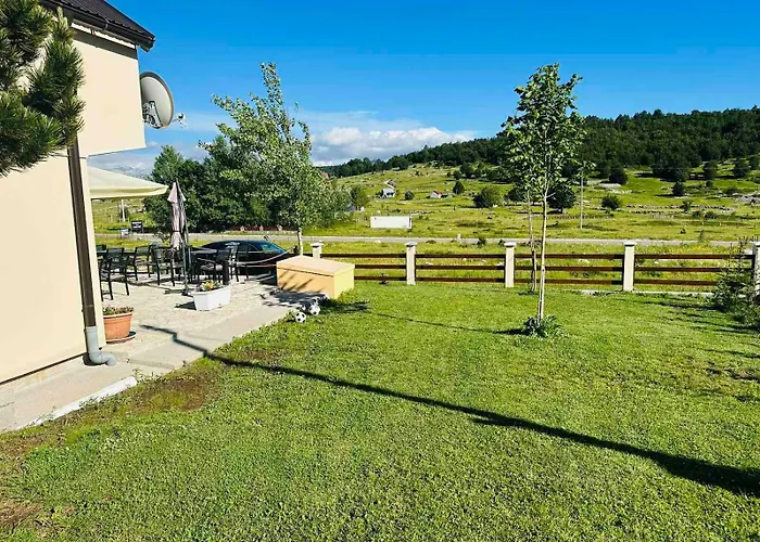 Gazdinstvo Popovic,kucka Korita-podgorica Lantgård *