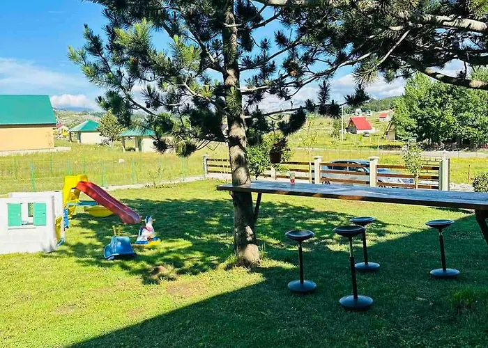 Gazdinstvo Popovic,kucka Korita-podgorica Lantgård *