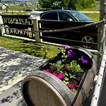 ファームステイ Gazdinstvo Popovic,kucka Korita-podgorica *