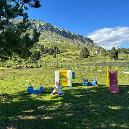 Gazdinstvo Popovic,kucka Korita-podgorica Κατάλυμα σε φάρμα