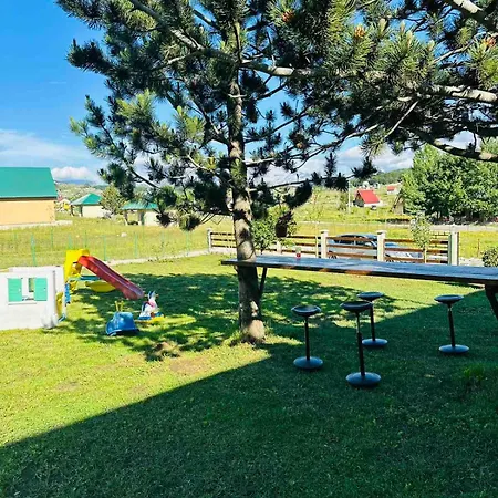 Gazdinstvo Popovic,kucka Korita-podgorica Κατάλυμα σε φάρμα *