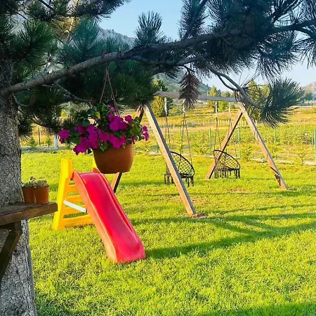 Gazdinstvo Popovic,kucka Korita-podgorica * Podgorica