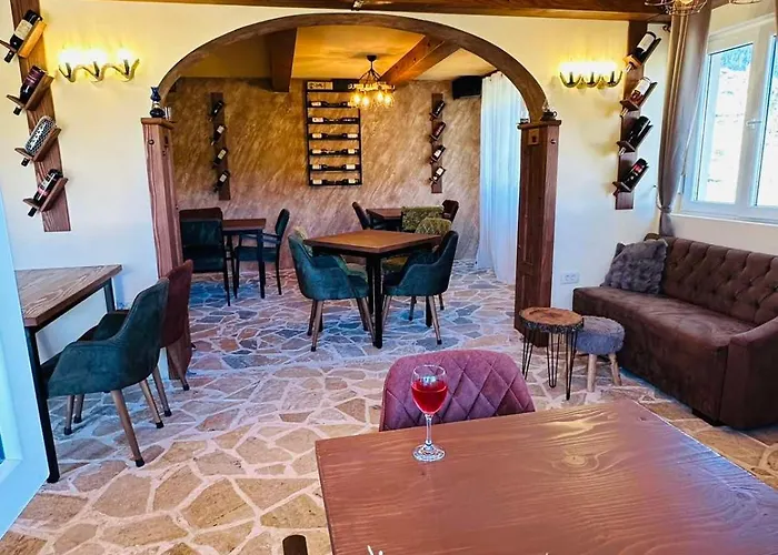 Gazdinstvo Popovic,kucka Korita-podgorica *