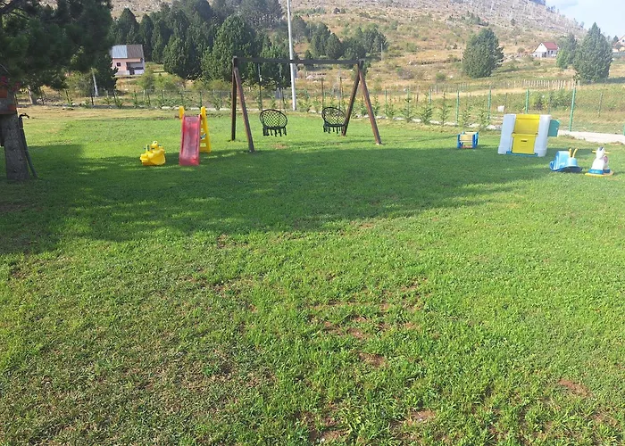 팜스테이 Gazdinstvo Popovic,kucka Korita-podgorica *